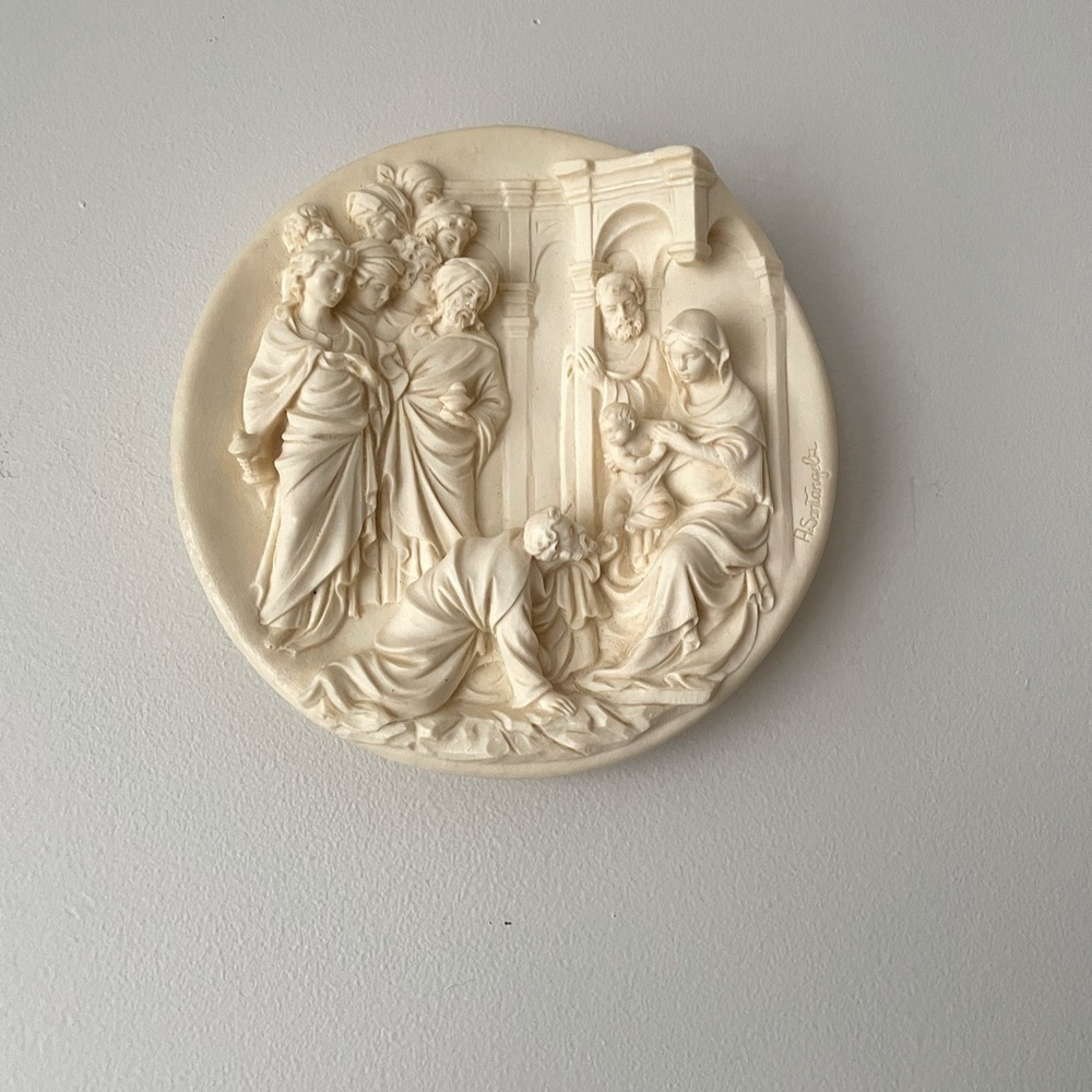 A.SANTANGELA  RENAISSANCE STYLE PLATE ALABASTER WALL DECORE - Picture 2 of 8